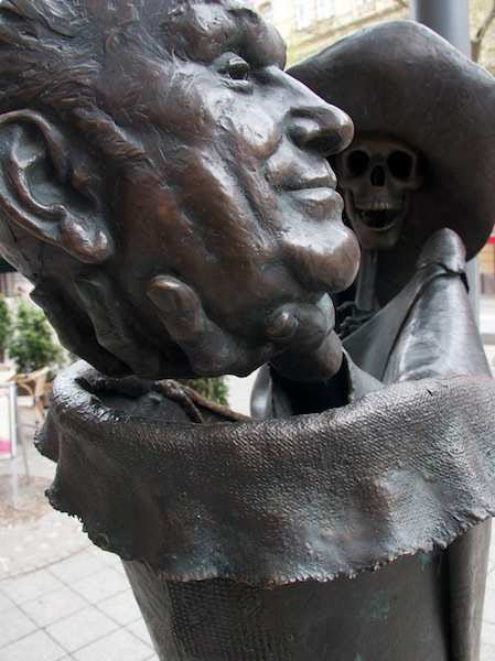 Statue